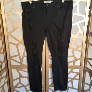 TORRID Skinny distressed jeans 16R